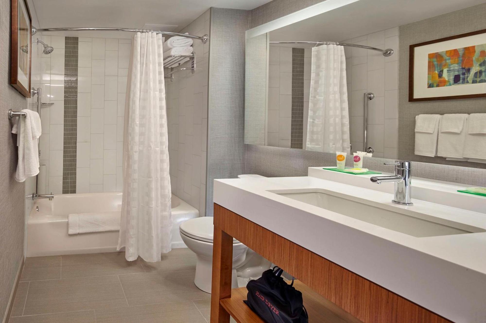 Hyatt Place State College Eksteriør bilde